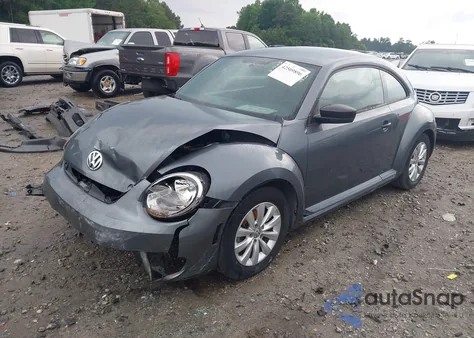 2014 Volkswagen Beetle 2.5L Entry из США, поврежденный, VIN 3VWFP7AT9EM627658